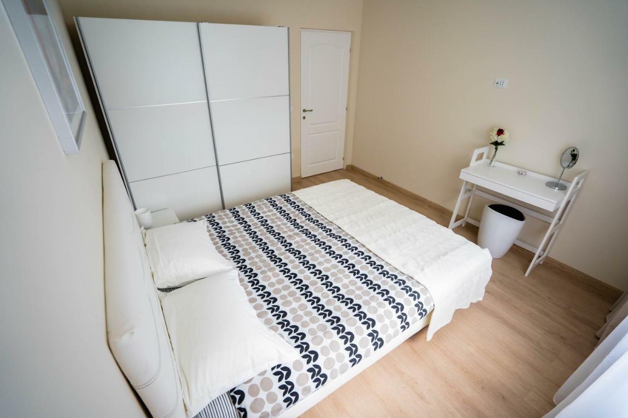 Cris Apartament Suczawa Zewnętrze zdjęcie