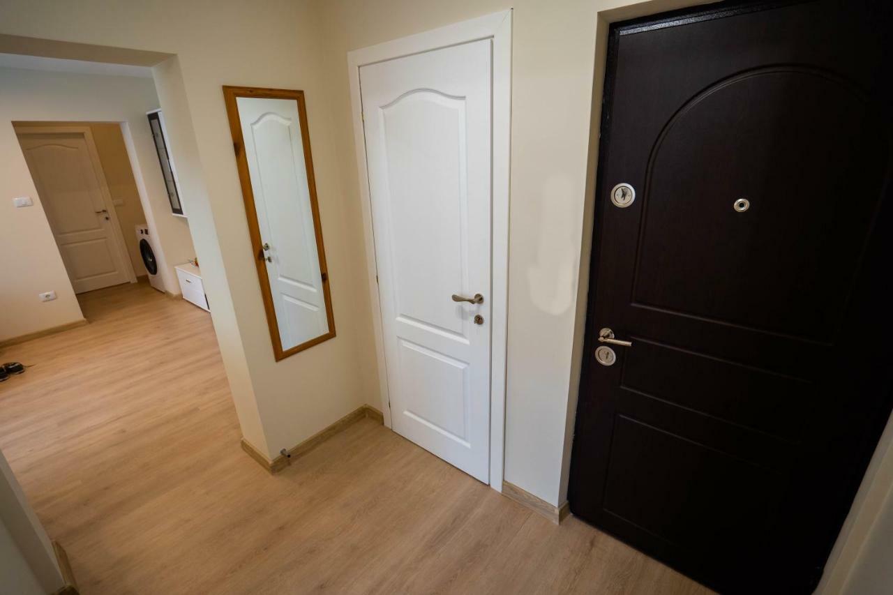 Cris Apartament Suczawa Zewnętrze zdjęcie